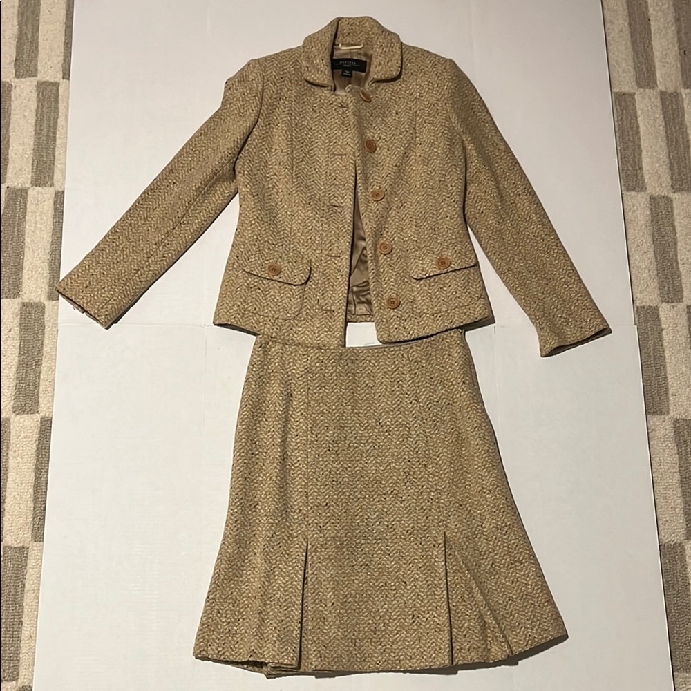 Weekend Max Mara 2 Piece Suit Tweed Blazer & Skirt Woolmark Blend